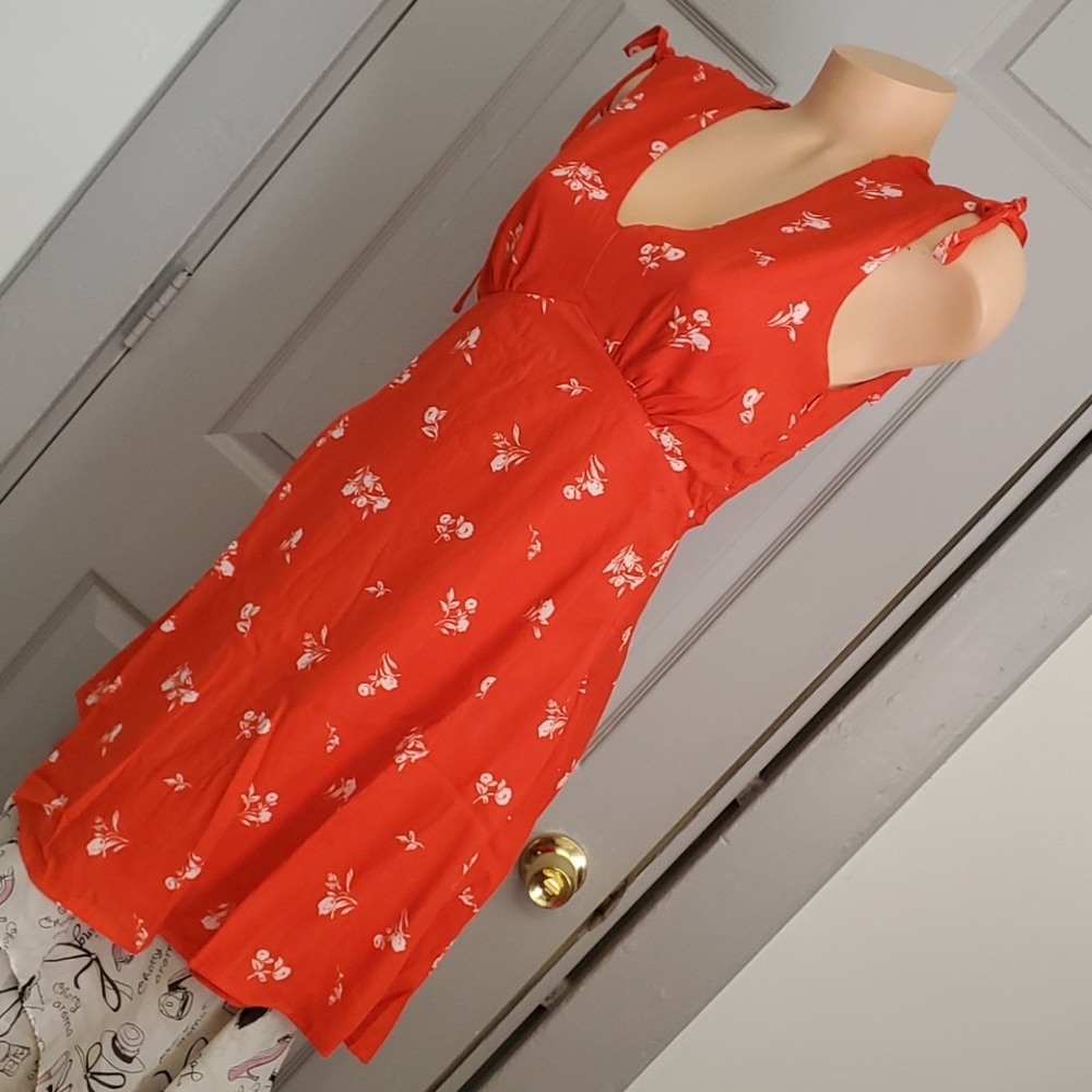CLEARANCE FINAL PRICE Stunning  Floral Sundres… - Picture 8 of 13